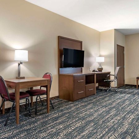 Comfort Inn & Suites Downtown Near University Tuscaloosa Ngoại thất bức ảnh