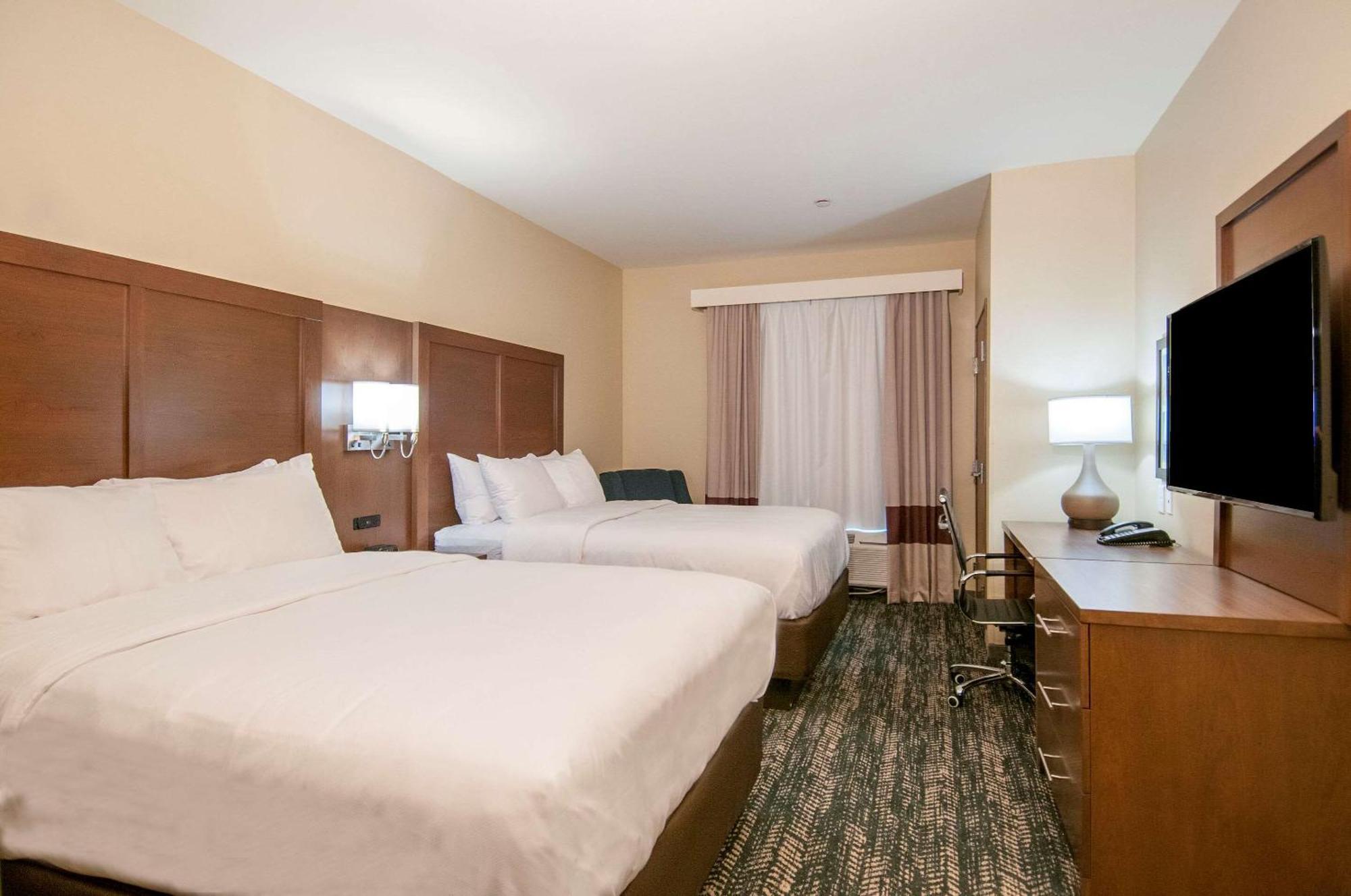 Comfort Inn & Suites Downtown Near University Tuscaloosa Ngoại thất bức ảnh